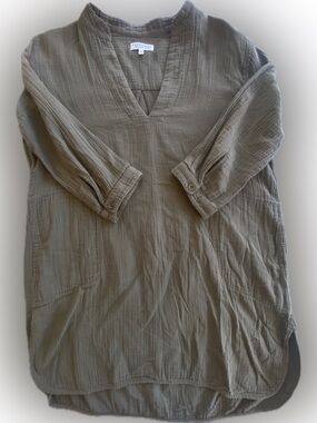COMMUNITY by Aritzia Cotton Gauze V-Neck Tunic